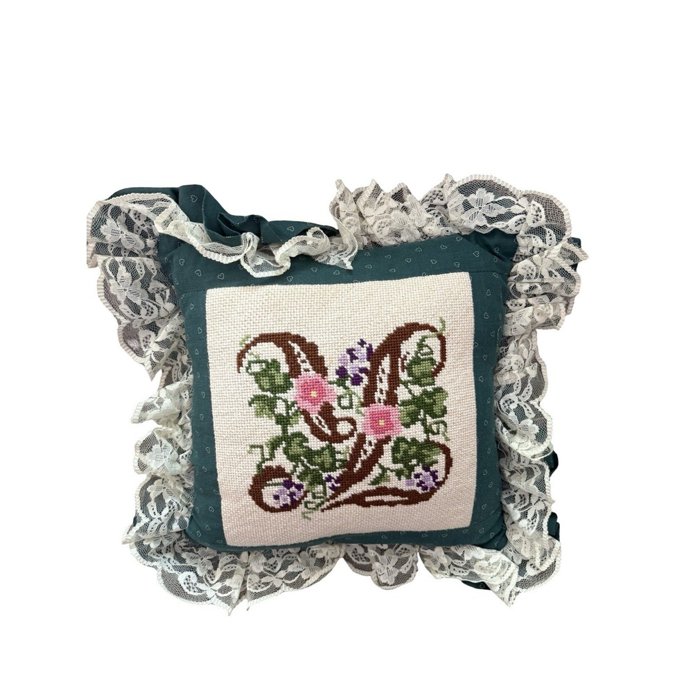 decorative pillow needlepoint country cottage floral grandma‎ core